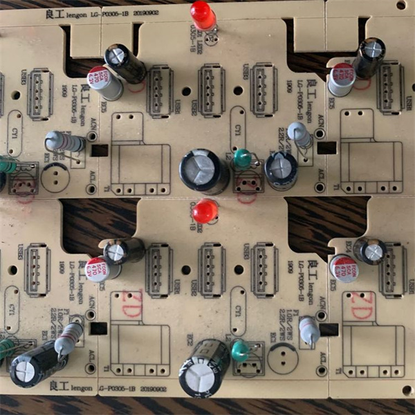 精準插裝，效率倍增 —— 插件機在電飯鍋PCB生產(chǎn)中的應用實踐